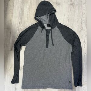 Men’s Oakley Shirt